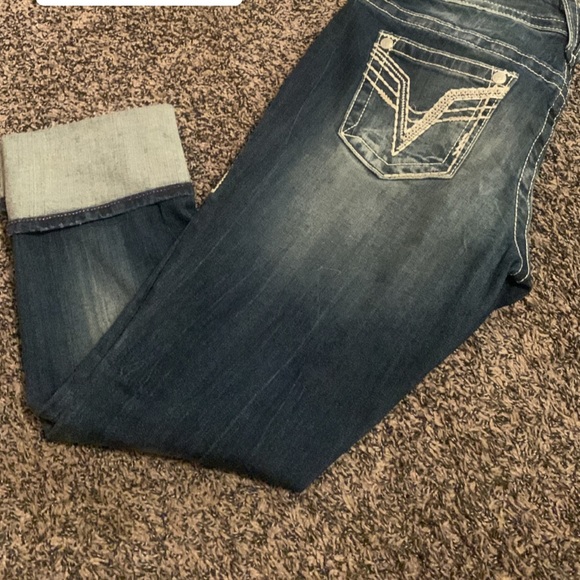 Vigoss Capris - Picture 2 of 2